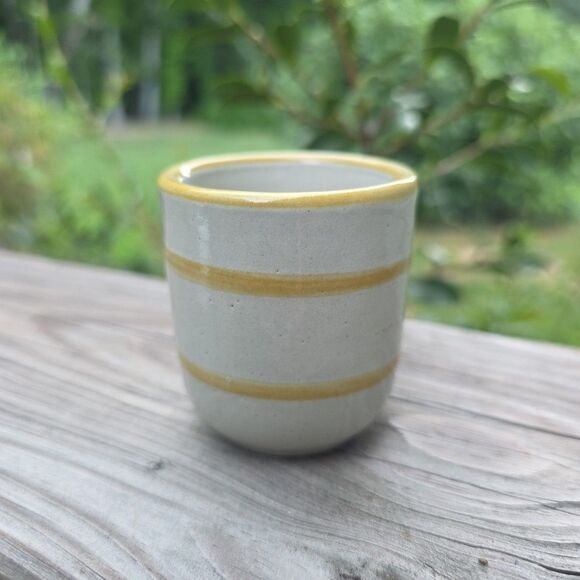 LOUISVILLE STONEWARE "Emergency Fuel" Shot Glass Racehorses Made In Kentucky VTG - Picture 2 of 5